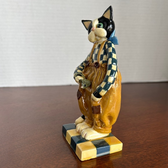 Donna Little Kitt'in Littles by Enesco CAT figurine - "A Little Bit Proud" 1997 - Picture 9 of 10